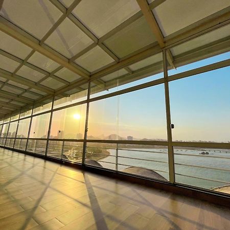 Hotel Senac Ilha Do Boi Vitória Dış mekan fotoğraf The interior of the airport
