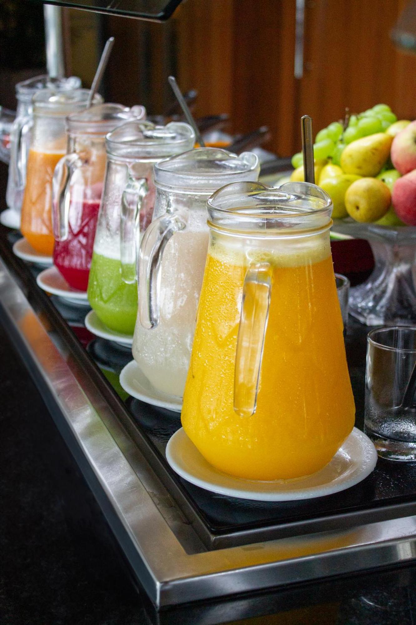 Hotel Senac Ilha Do Boi Vitória Dış mekan fotoğraf A pitcher of orange juice
