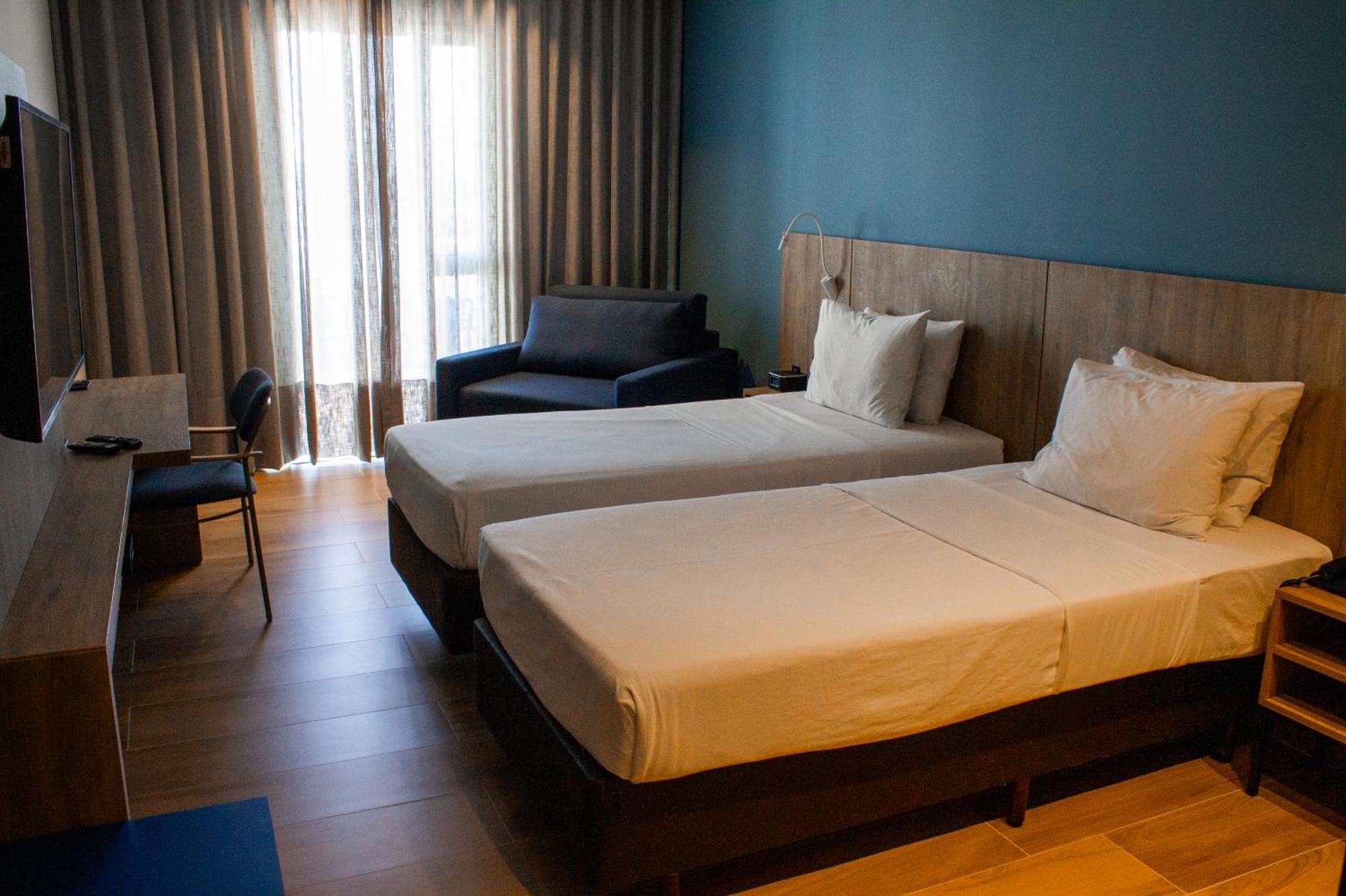Hotel Senac Ilha Do Boi Vitória Dış mekan fotoğraf A room at the hotel