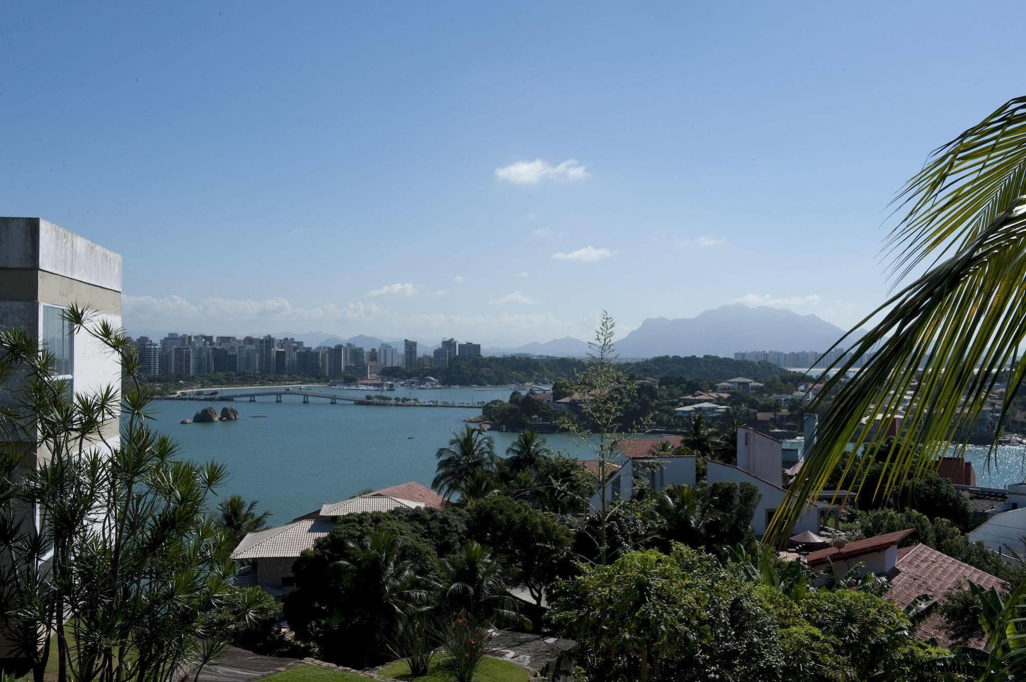 Hotel Senac Ilha Do Boi Vitória Dış mekan fotoğraf View of the city of Florianópolis