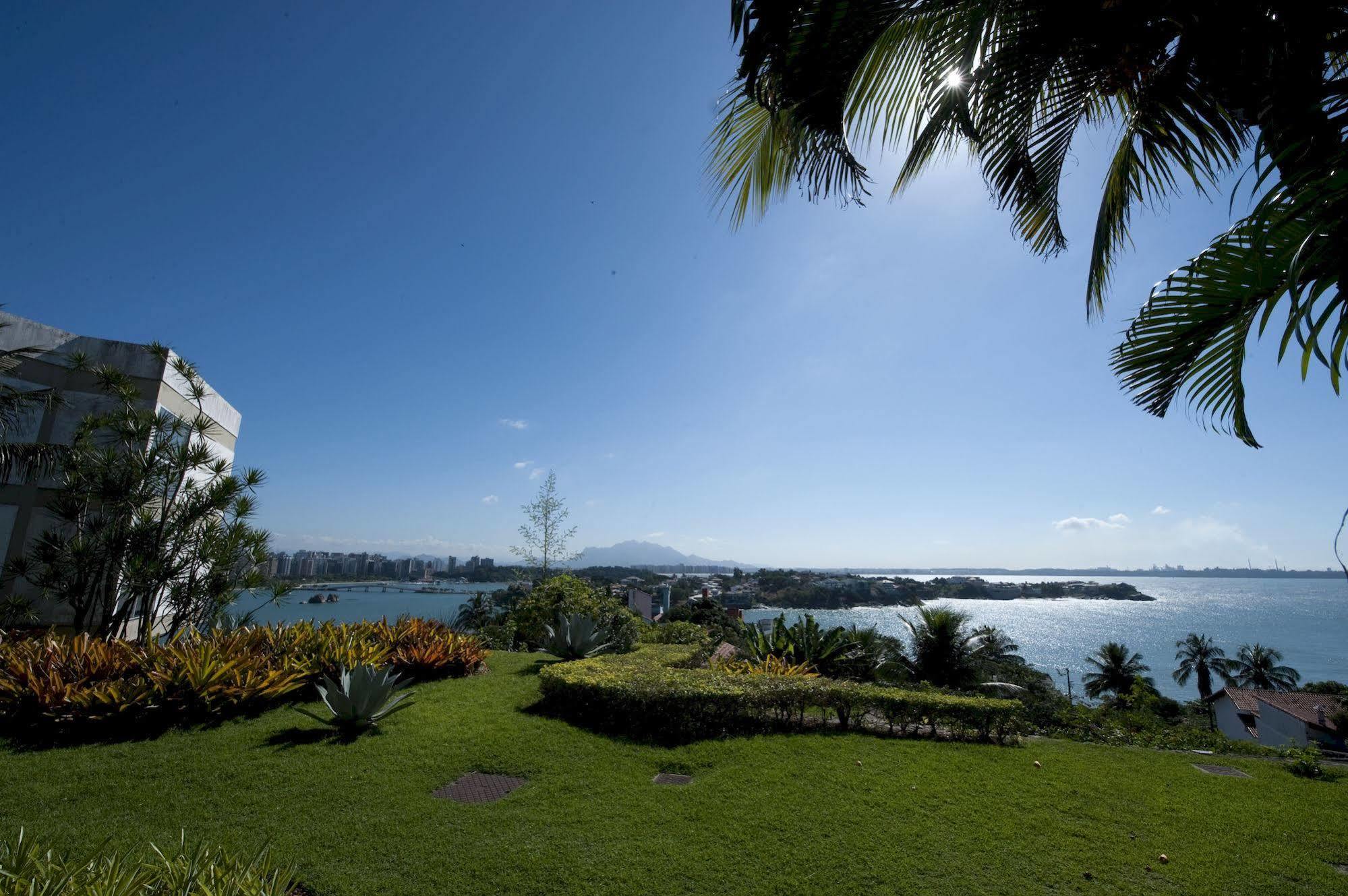 Hotel Senac Ilha Do Boi Vitória Dış mekan fotoğraf View of the Bay of Bengal from the hotel